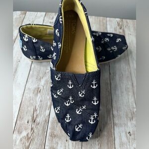 Toms Canvas Shoes Navy with Anchor Design Size 6.5